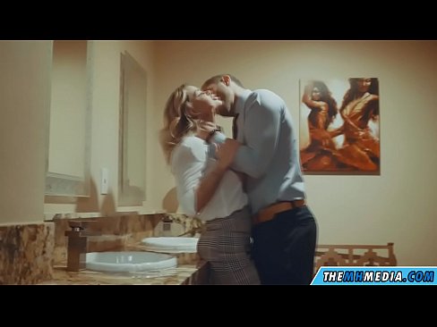 ❤️ Nalika pirang semok seduces sampeyan ing toilet umum Saru dubur ing jv.banglablog.top ️❤